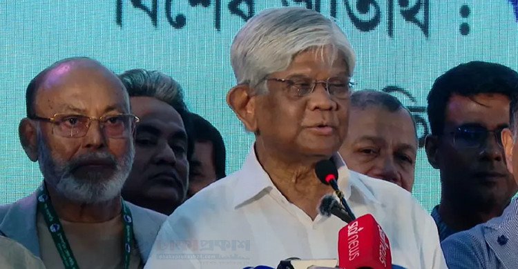 হাজার কোটি টাকার মালিকেরা এখন দৌড়ে বেড়াচ্ছেন : অর্থ উপদেষ্টা
